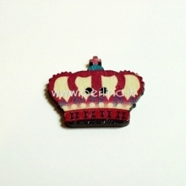 Wood button "Crown", fuchsia, 31x26 mm