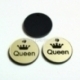 Engraved plexiglass pendant "Queen", black/gold, 1,5x1,5 cm