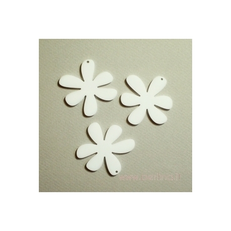 Plexiglass finding-pendant "Flower 1", white, 4x4 cm, 1 pc