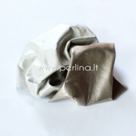 Natural leather offcuts, silver metallic, 150 g.