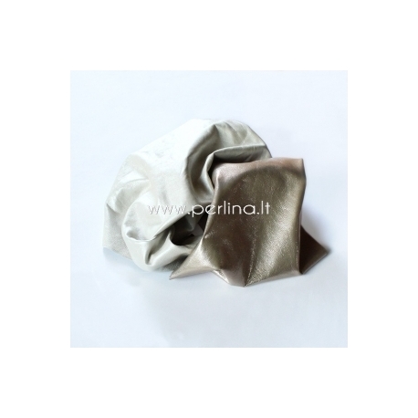 Natural leather offcuts, silver metallic, 150 g.